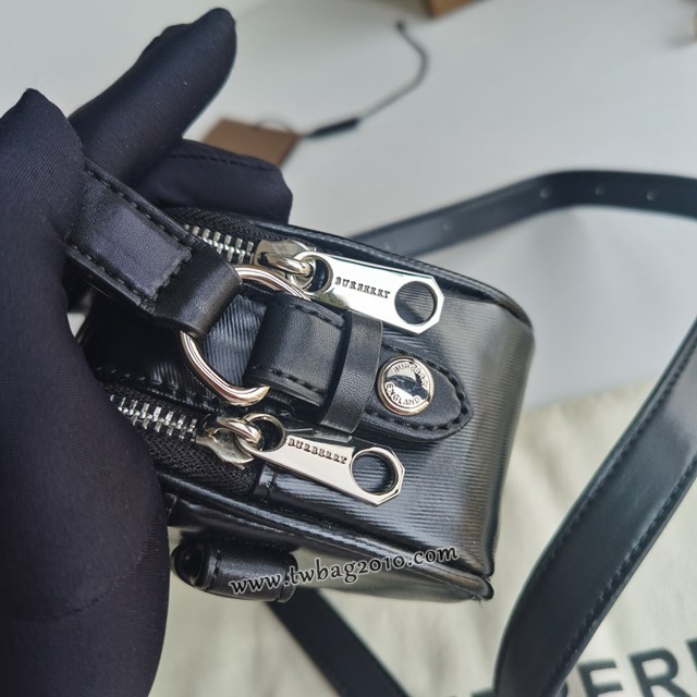 Burberry專門店新款多種背法小包 巴寶莉女款休閒肩背包 yxb1058